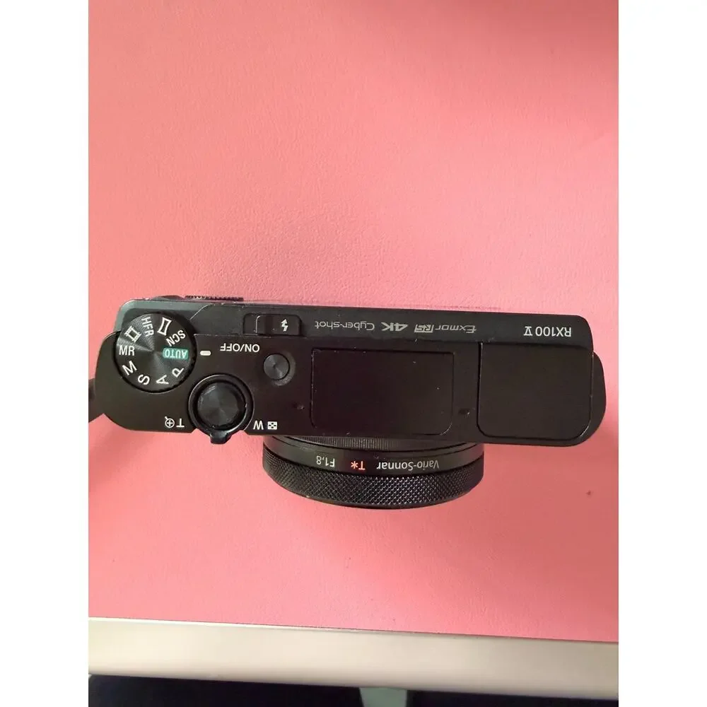 Cyber-Shot DSC-RX100 V Digital Camera NEW IN BOX